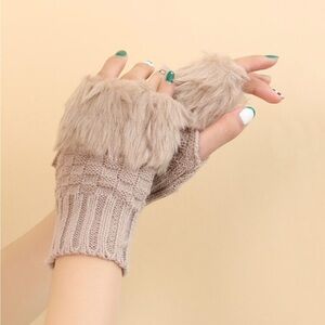 2 Pair Of Fingerless Gloves